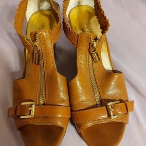 Pretty Micheal kors wedges